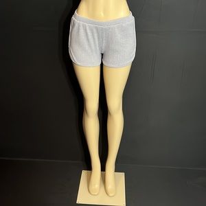 Noble U soft Gray ribbed shorts!